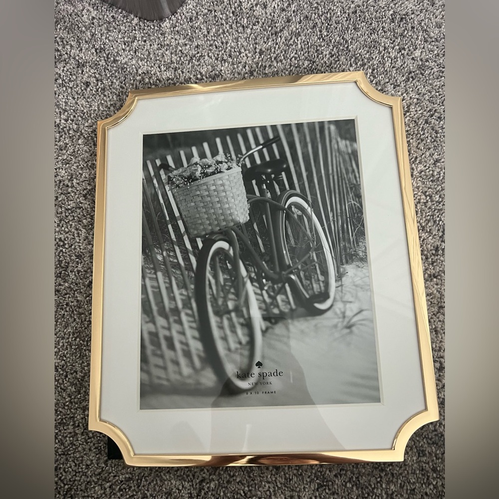 Kate Spade 8x10 Sullivan Street Gold Frame NEW OPEN BOX